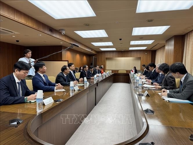 vietnam, japan beef up agricultural cooperation, sign 10 mou picture 1