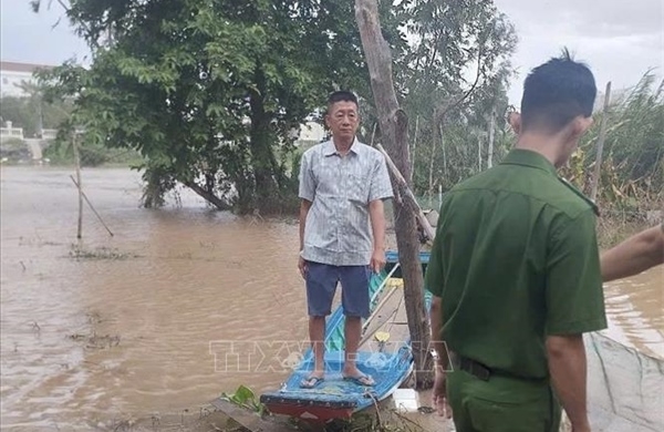 Dùng vỏ lãi đưa người không hộ chiếu sang Campuchia đánh bạc