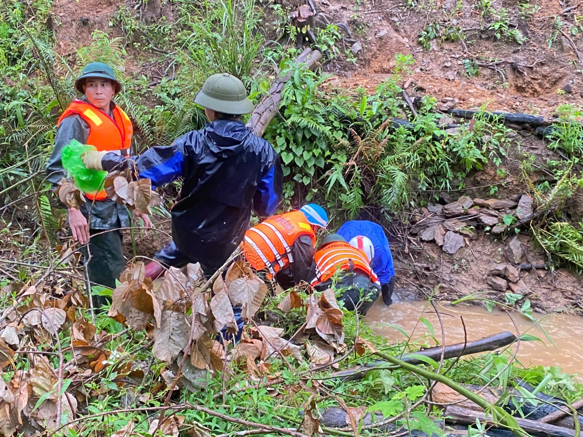 Phát hiện 2 người ở Quảng Trị tử vong khi đi làm rẫy
