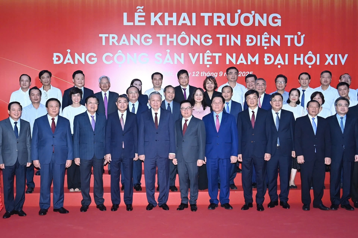 tổng bí thư tô lâm dự lễ ra mắt trang thông tin điện tử Đảng cộng sản việt nam - Đại hội xiv hình ảnh 7 tong bi thu to lam du le ra mat trang thong tin dien tu Dang cong san viet nam - Dai hoi xiv hinh anh 7