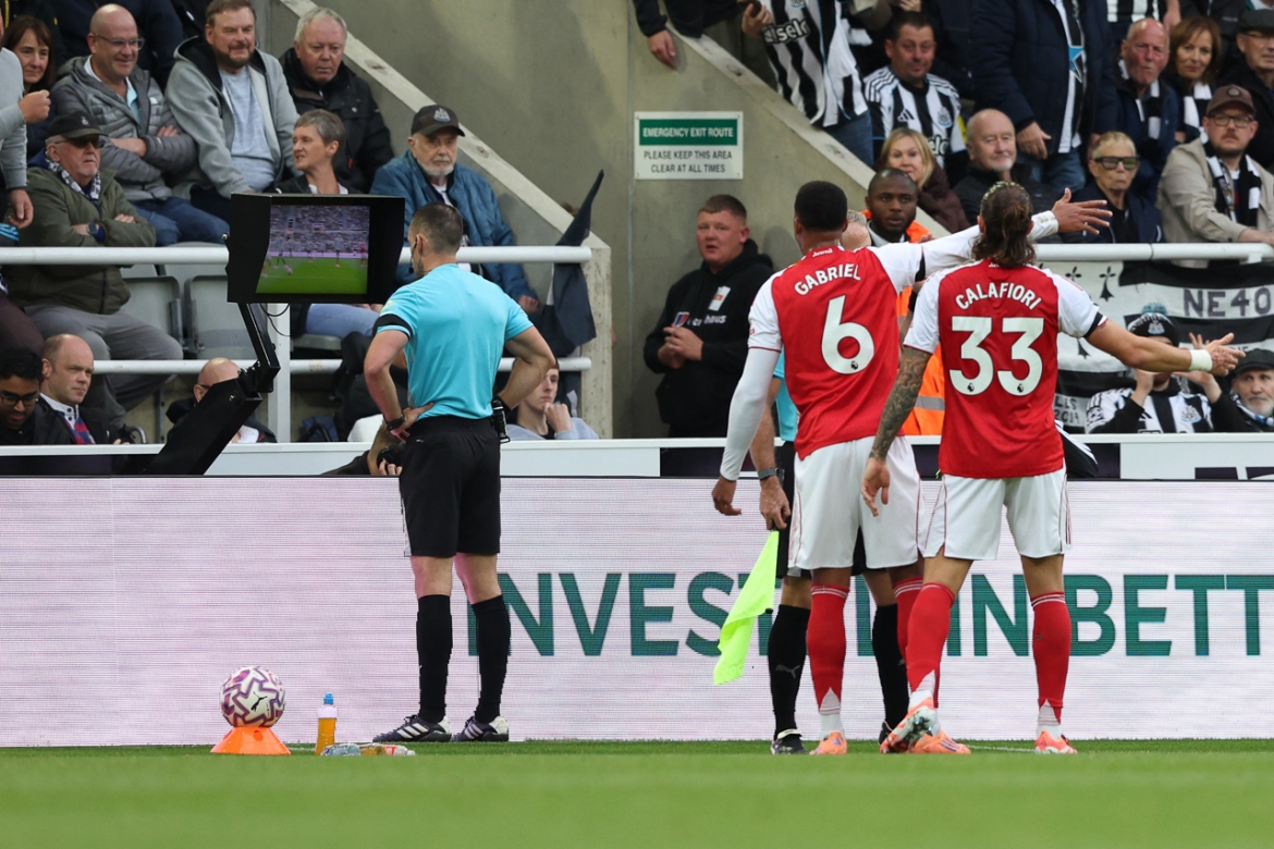 ket qua ngoai hang anh hom nay 29 9 thang nguoc kich tinh, arsenal gianh lai vi tri nhi bang hinh anh 21