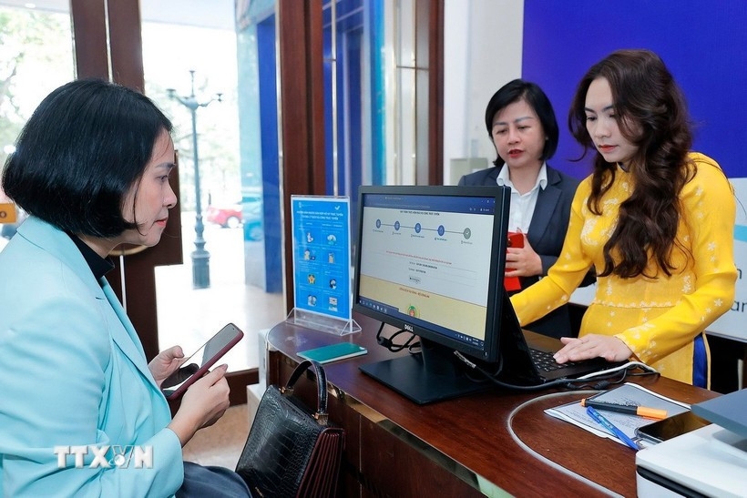 vietnam targets full online provision of public services by 2025 picture 1