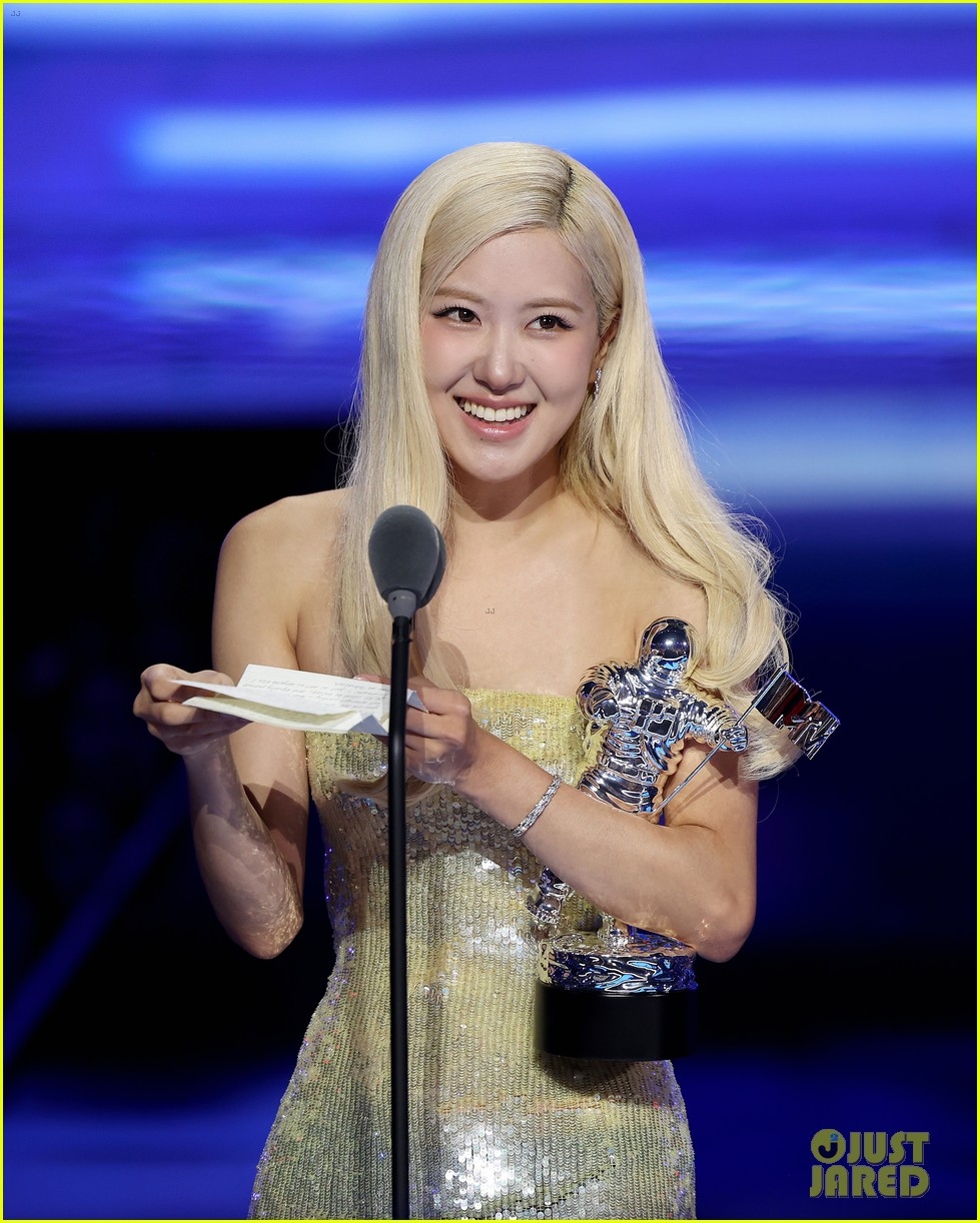 rose-speech-mtv-vmas-2025-08.jpg