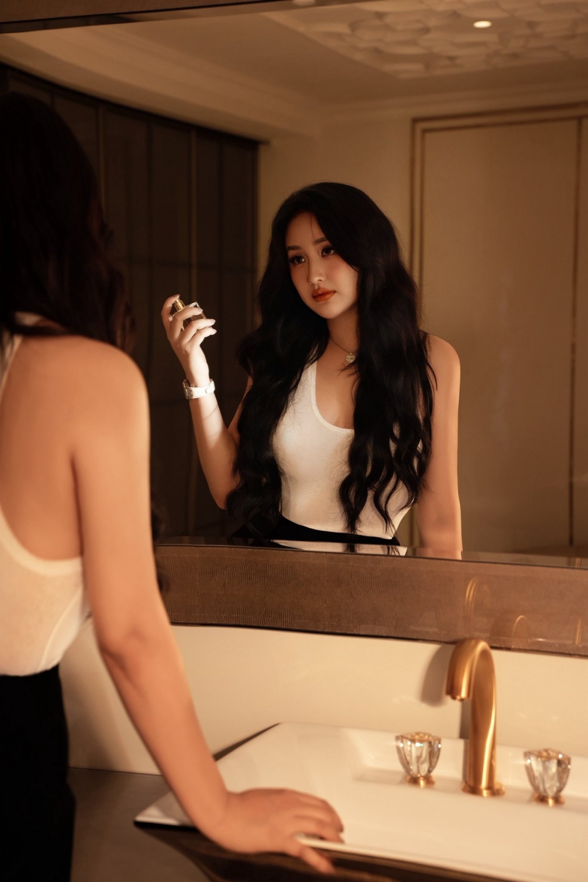 sao viet 6 9 mc thao van tham nsnd cong ly sau ca mo hinh anh 2