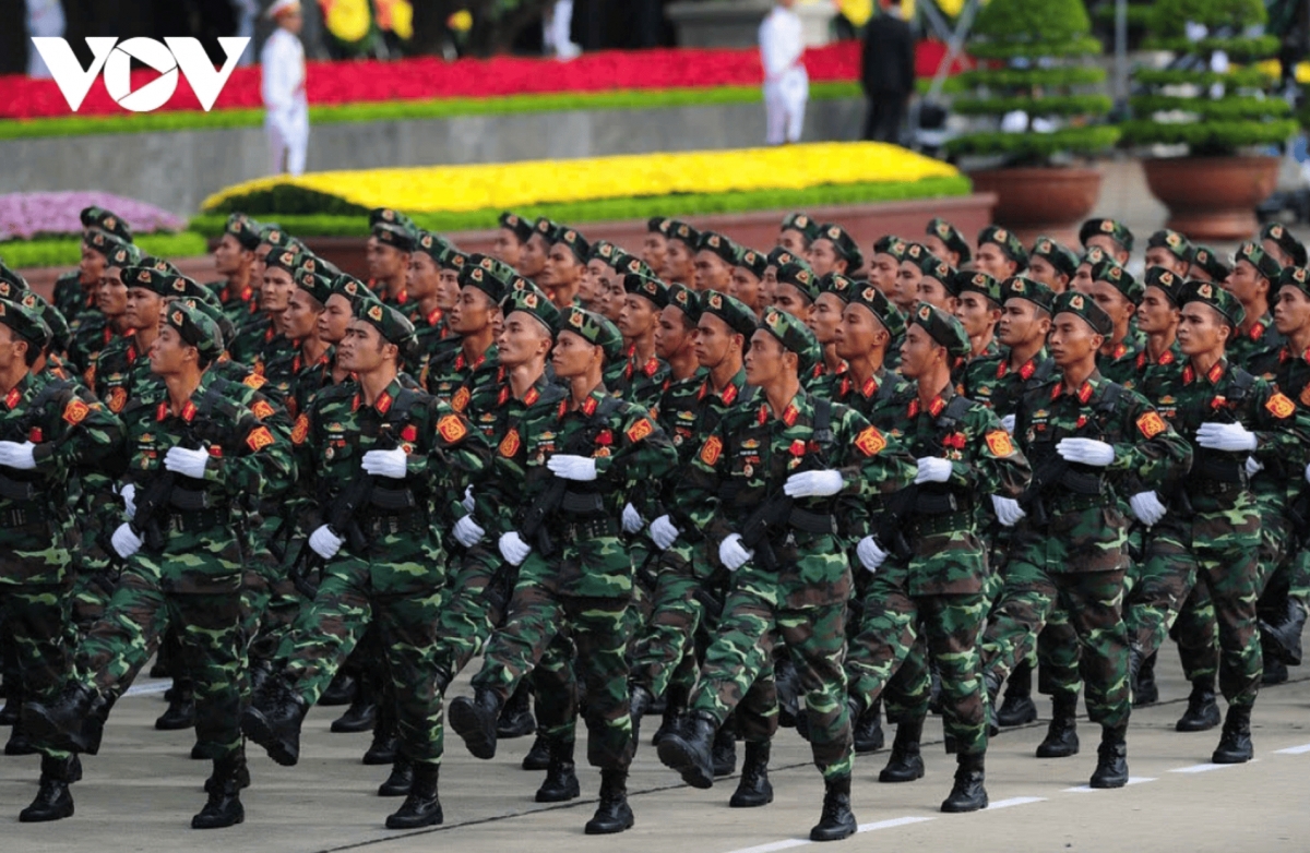 impressive images from grand parade 10 years ago at ba dinh square picture 13 impressive images from grand parade 10 years ago at ba dinh square picture 13