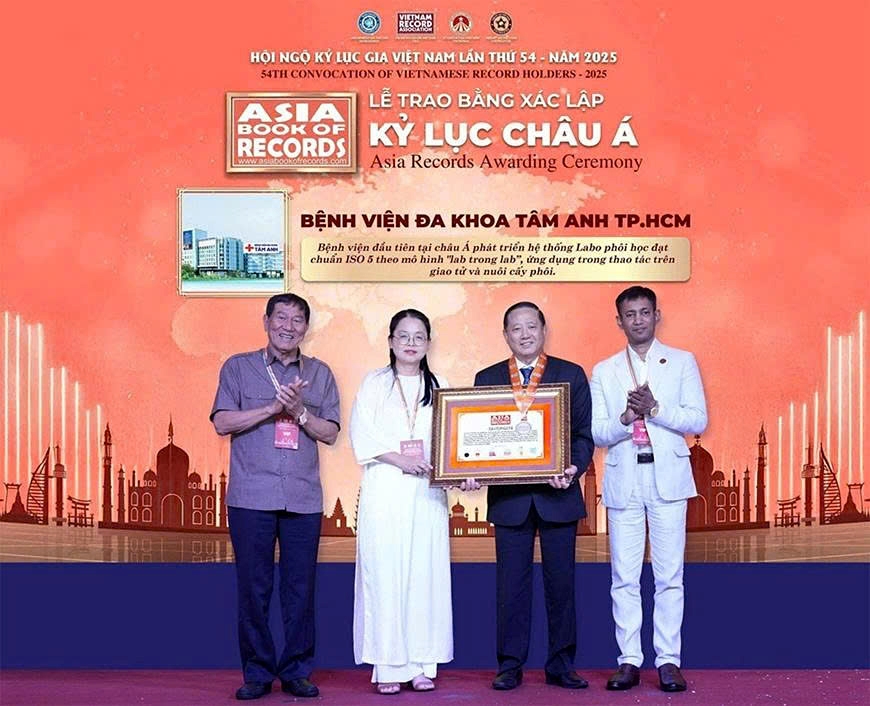 vietnamese hospital receives first asian record in in-vitro fertilisation picture 1 vietnamese hospital receives first asian record in in-vitro fertilisation picture 1