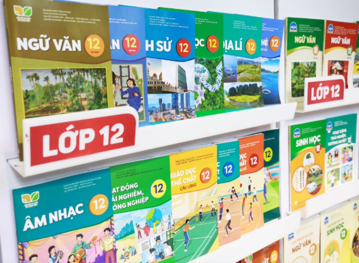 Thống nhất một bộ SGK: Cân nhắc kế thừa các bộ sách hiện hành