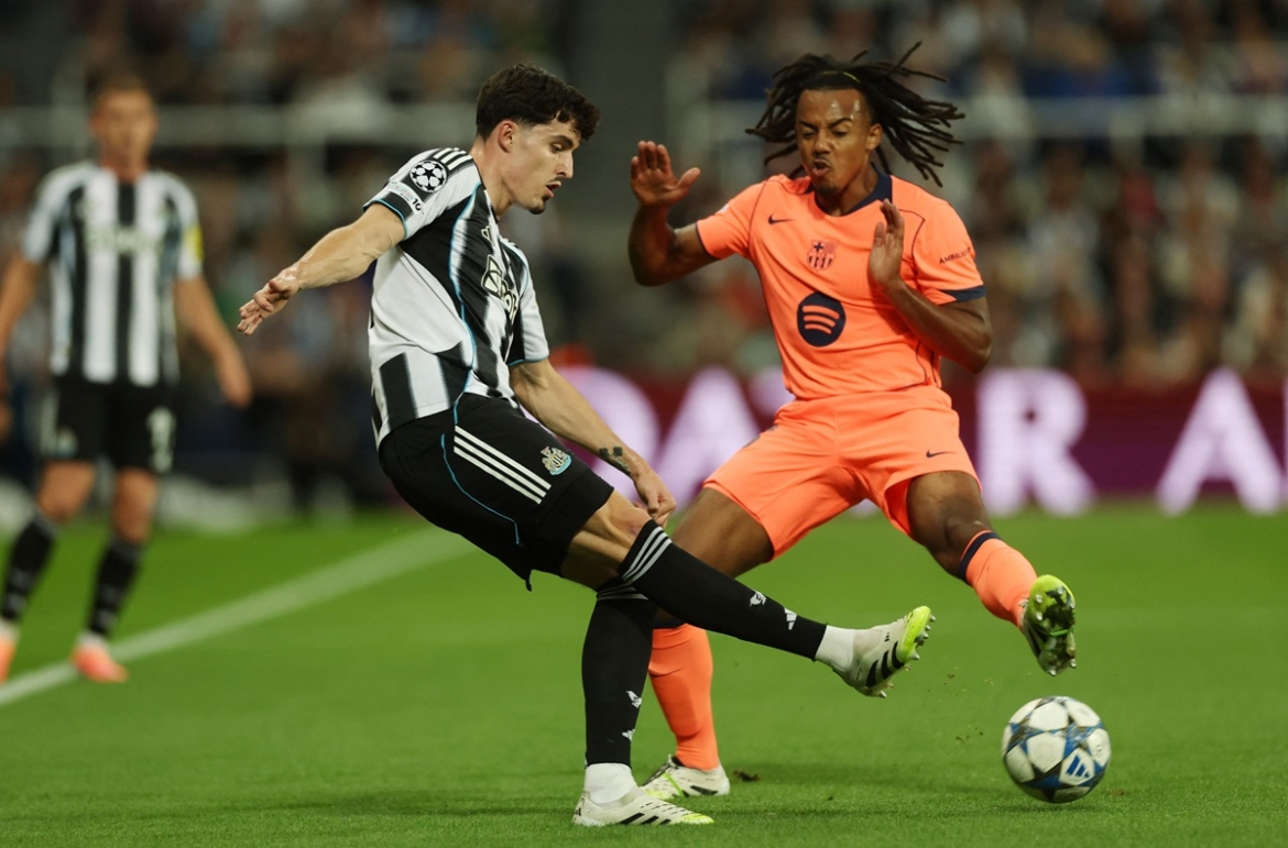 ket qua cup c1 chau Au hom nay 19 9 rashford ruc sang, barca danh bai newcastle hinh anh 26