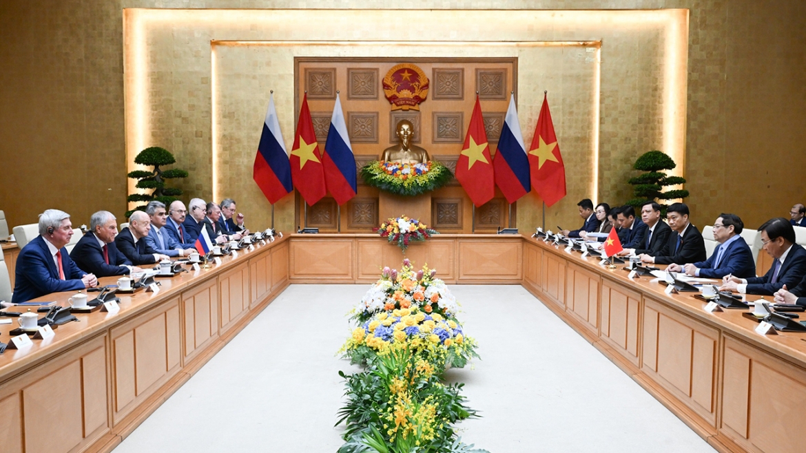 thu tuong pham minh chinh tiep chu tich duma quoc gia nga hinh anh 3
