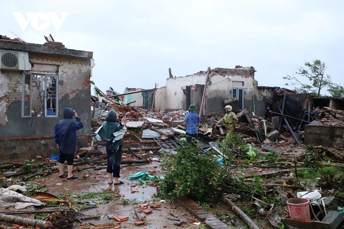 typhoon bualoi leaves 19 dead, 13 missing in vietnam picture 1