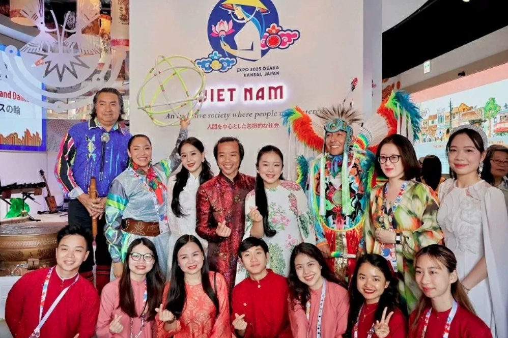 vietnam wins bronze for best pavilion team at expo 2025 osaka picture 9
