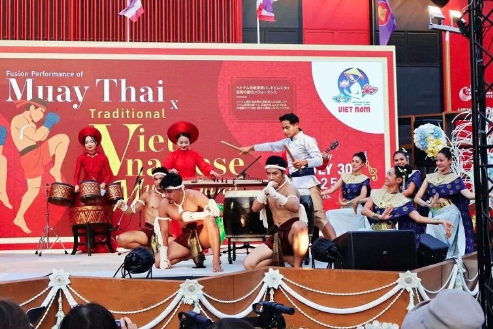 vietnam wins bronze for best pavilion team at expo 2025 osaka picture 8
