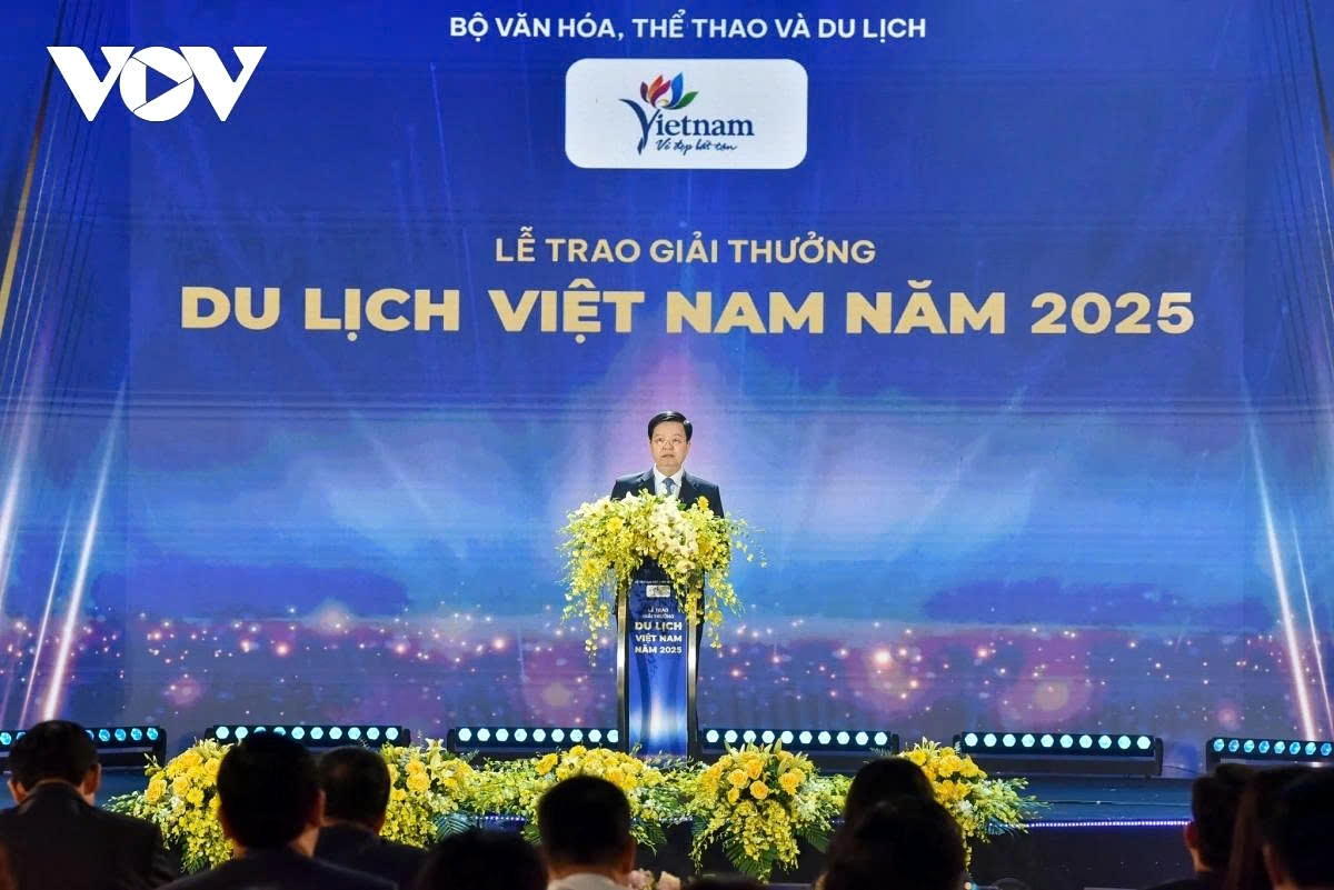 vietnam tourism awards honour 113 outstanding enterprises and organisations picture 1