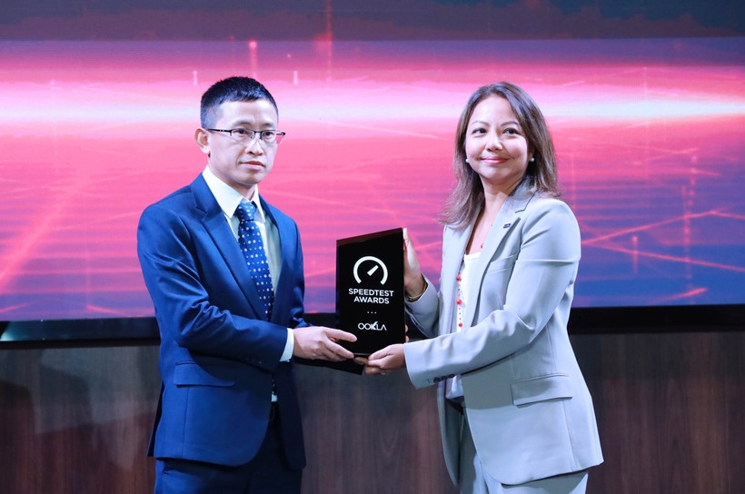 unitel recognised as laos best telecom network picture 1
