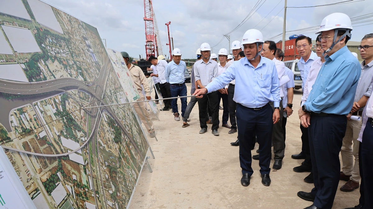 Vành đai 3 TP.HCM tăng tốc, chạy đua cán đích thông xe kỹ thuật cuối năm 2025