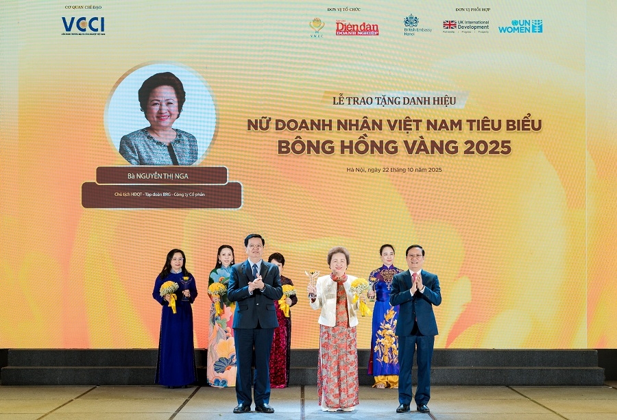 Top 10 “Nữ doanh nhân Việt Nam tiêu biểu - Bông hồng Vàng 2025”
