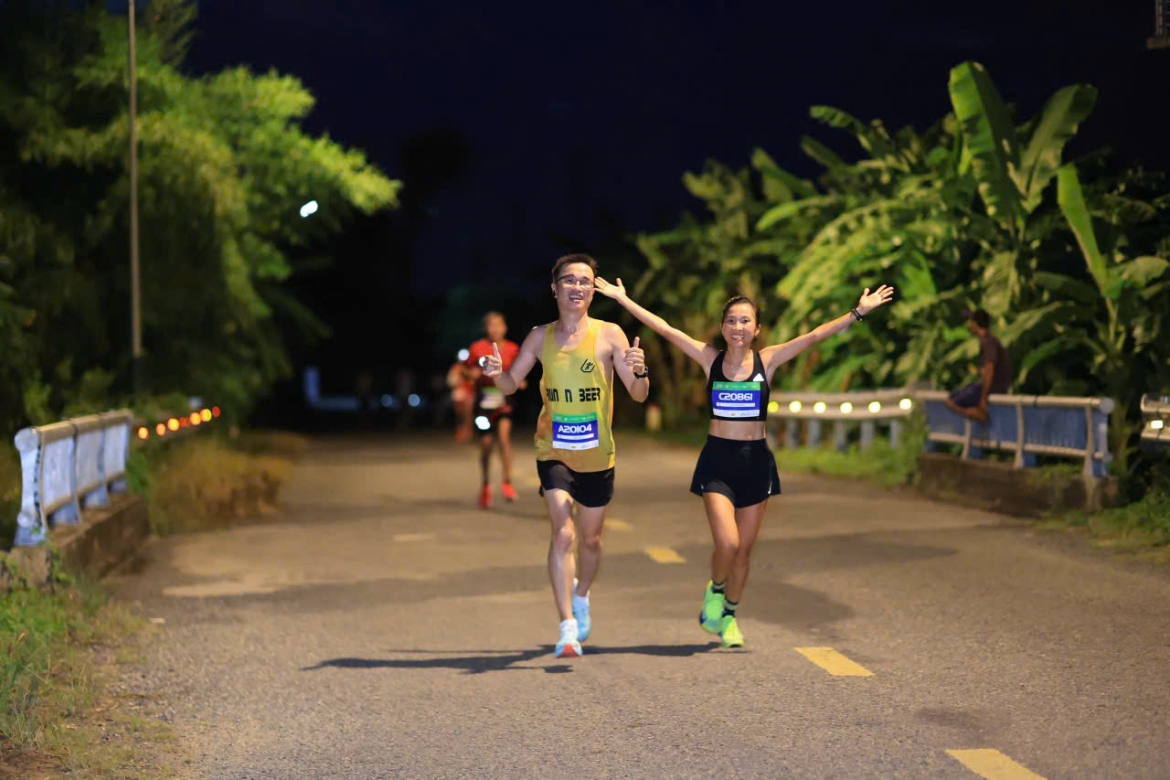 12.000 van dong vien hoa sac hong giua ngay hoi marathon tai Dong thap hinh anh 19
