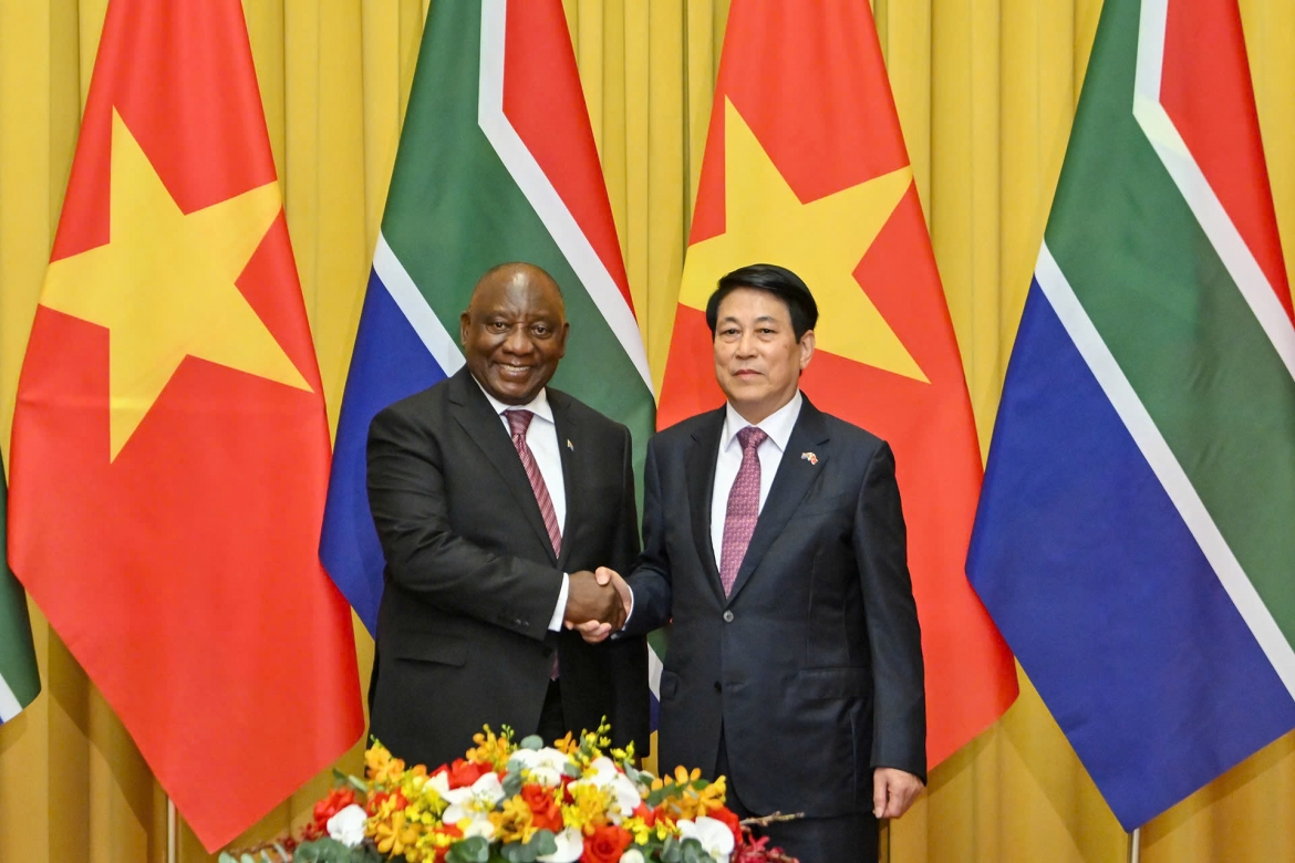 chu tich nuoc luong cuong hoi dam voi tong thong nam phi cyril ramaphosa hinh anh 4