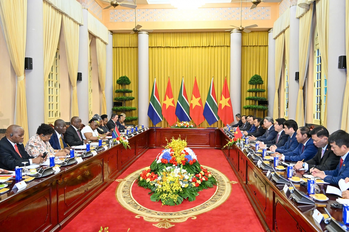 chu tich nuoc luong cuong hoi dam voi tong thong nam phi cyril ramaphosa hinh anh 1