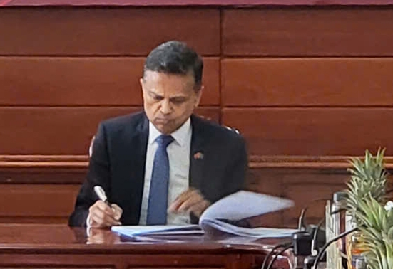 Nóng 24h: Vì sao Tổng Giám đốc người Australia của NSH Petro bị bắt tạm giam?