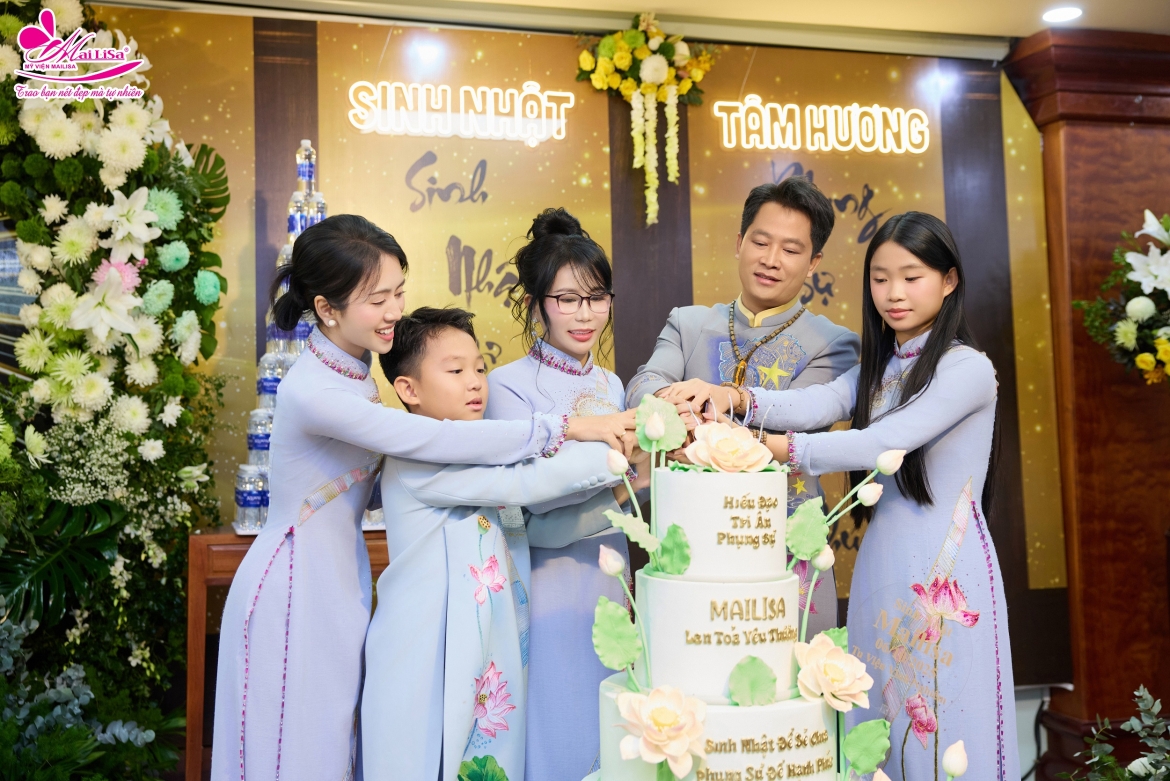 hanh trinh phung su cong dong hinh anh 3