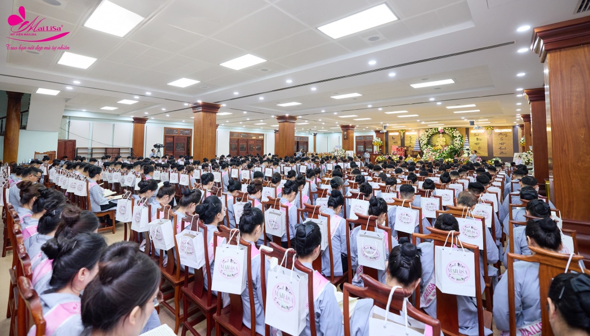 hanh trinh phung su cong dong hinh anh 4