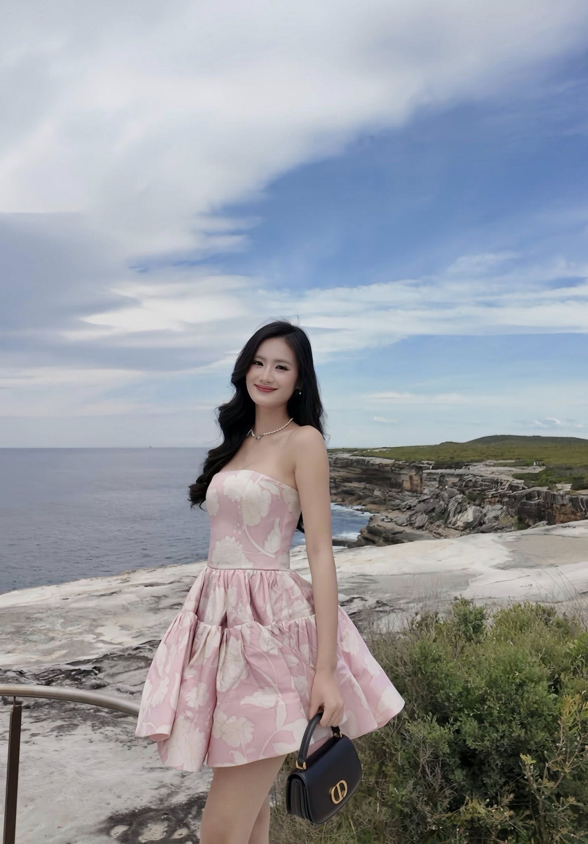 sao viet 10 10 phuong trinh jolie don sinh nhat ben chong con hinh anh 2