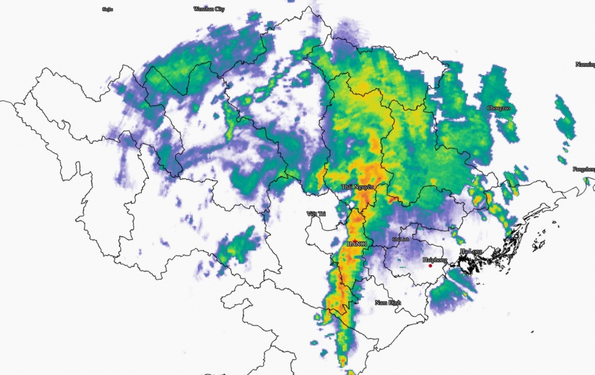 mua nhu trut trang troi, nhieu tuyen pho ha noi co nguy co bien thanh song hinh anh 1