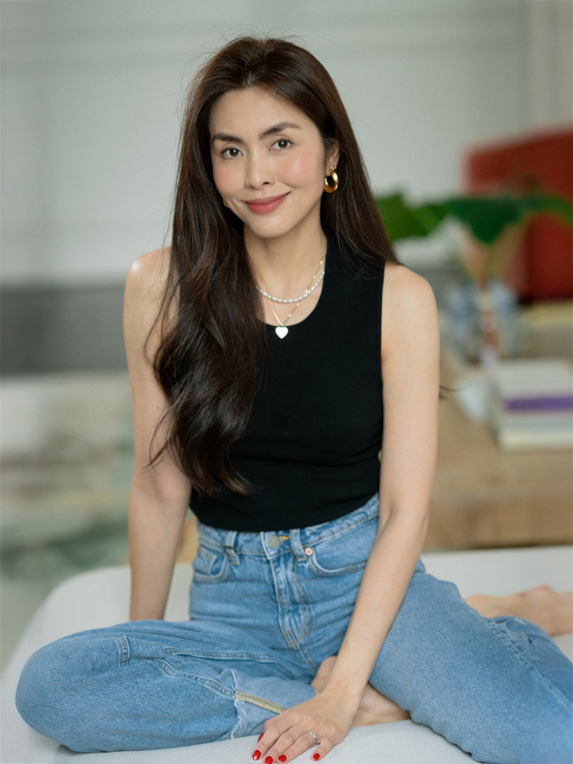 sao viet 25 10 tang thanh ha khoe nhan sac tuoi 39 hinh anh 1