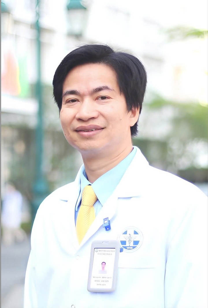 Ung vien giao su tre nhat nganh y nam 2025 la ai hinh anh 1
