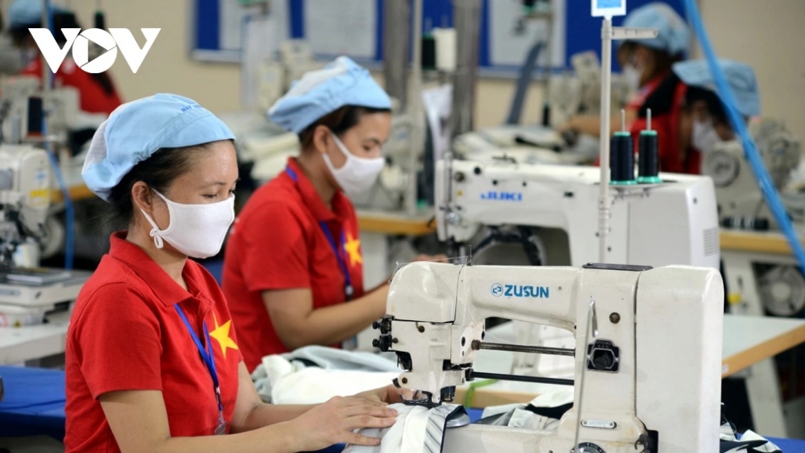 chuoi gia tri toan cau vi sao doanh nghiep viet van gap kho hinh anh 1