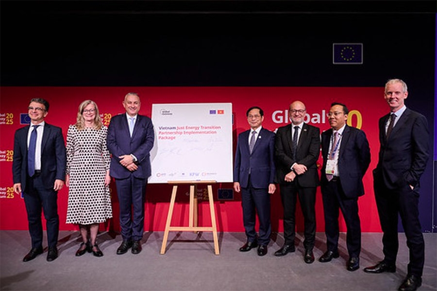 eu pledges eur430 million to support vietnam s just energy transition picture 1 eu pledges eur430 million to support vietnam s just energy transition picture 1