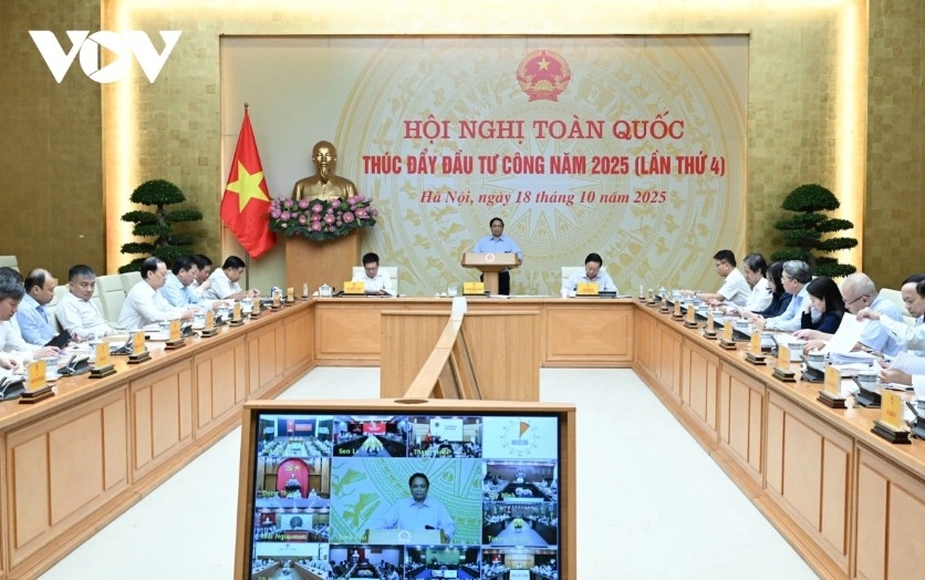 government leader urges faster public investment to meet 2025 growth target picture 1