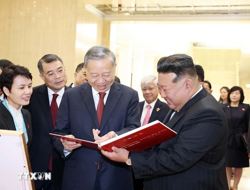 party general secretary to lam concludes state visit to dprk picture 1
