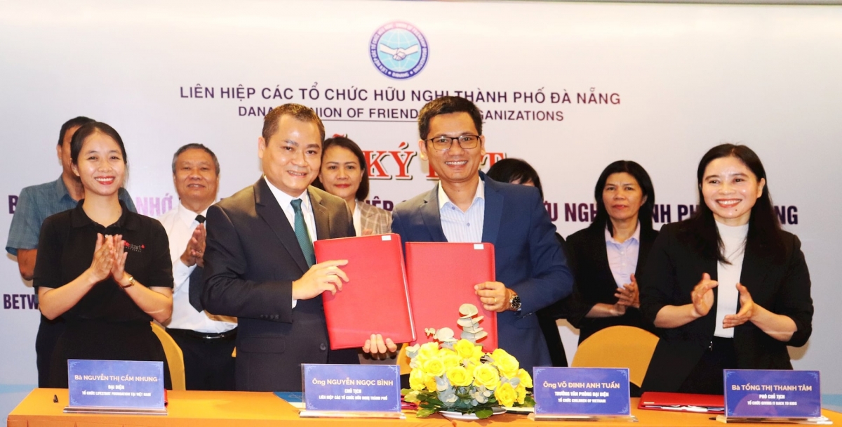 three foreign ngos pledge us 2.5 million for da nang picture 1