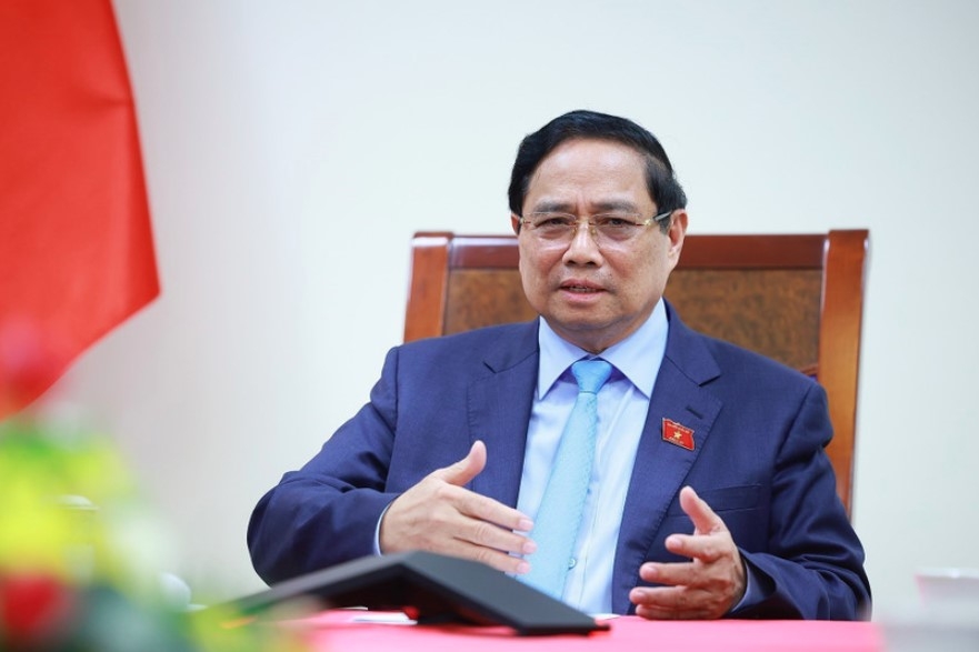 Vietnamese, Thai PMs discuss measures to strengthen ties