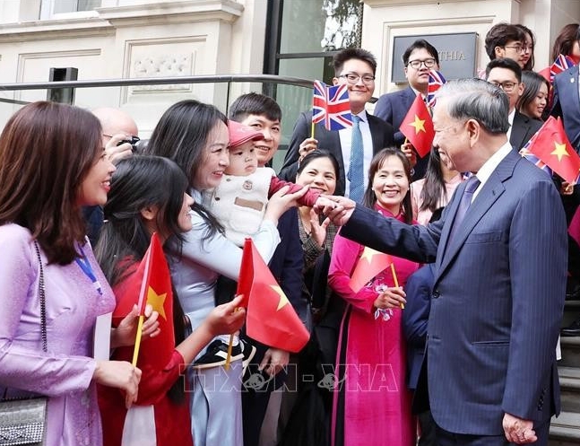 party general secretary concludes official visit to uk picture 1 party general secretary concludes official visit to uk picture 1