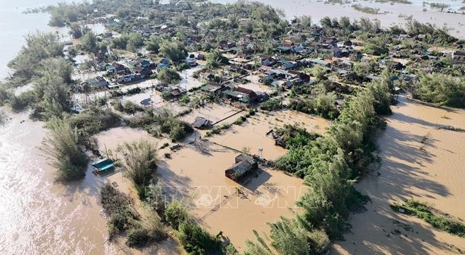 lao, cuban, nicaraguan leaders offer condolences to vietnam over typhoon consequences picture 1 lao, cuban, nicaraguan leaders offer condolences to vietnam over typhoon consequences picture 1