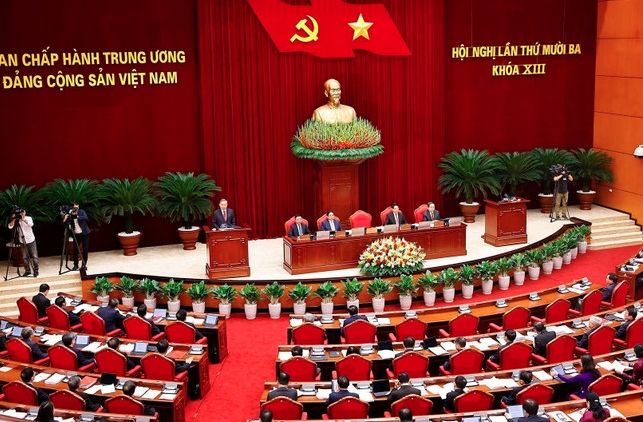 Second working day of 13th Party Central Committee’s 13th meeting