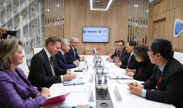 deputy pm meets with russian counterpart, receives leaders of russian enterprises picture 1 deputy pm meets with russian counterpart, receives leaders of russian enterprises picture 1