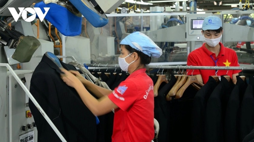 solid trade turnover sustains strong economic growth picture 1