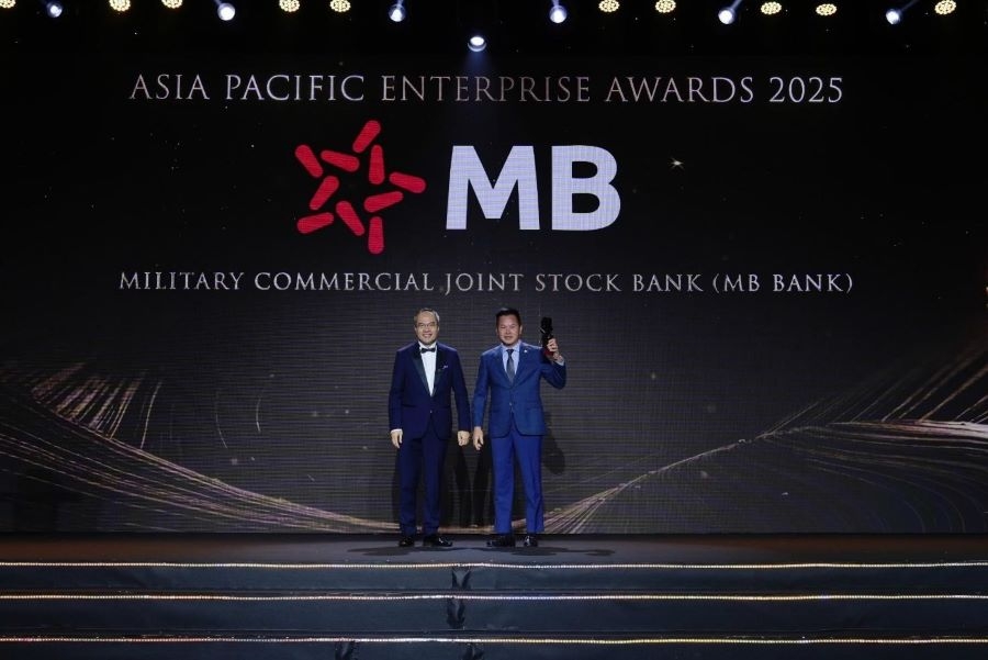 mb lan thu sau lien tiep duoc vinh danh doanh nghiep xuat sac chau A nam 2025 hinh anh 2