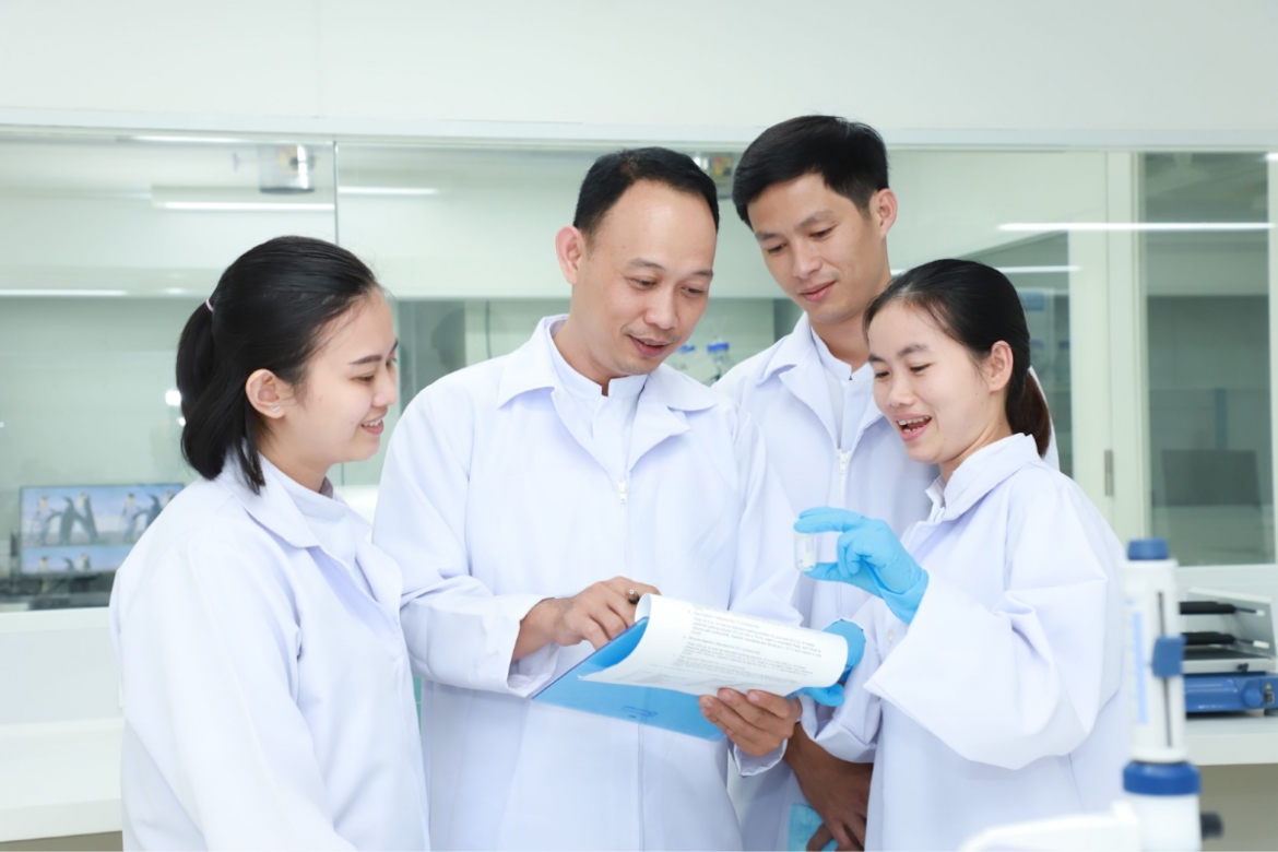 acecook viet nam moi goi mi ra doi la mot san pham ben vung hinh anh 3