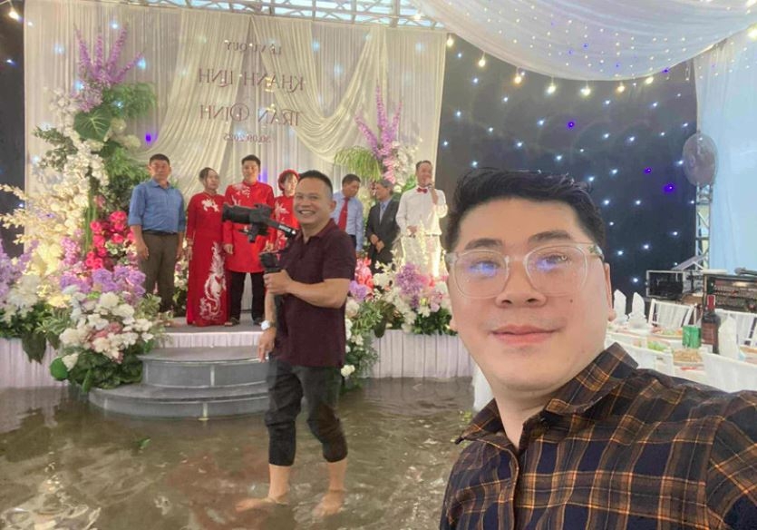 chu re ninh binh ruoc dau giua ngay ha noi ngap nang, ke trai nghiem nho doi hinh anh 2