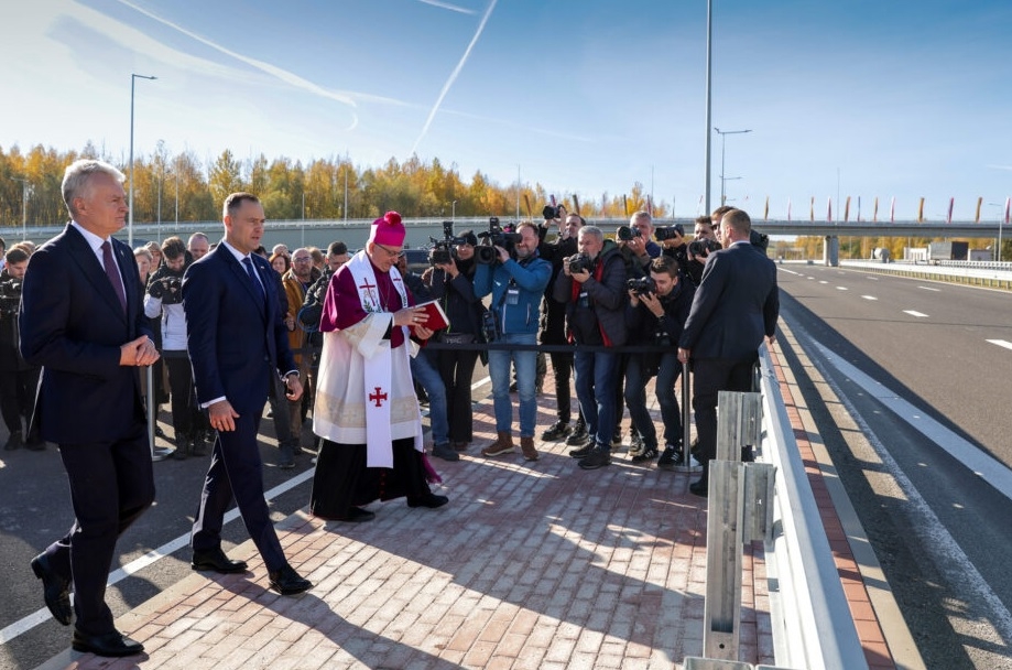 khanh thanh tuyen duong chien luoc ket noi cac nuoc baltic voi ba lan hinh anh 1
