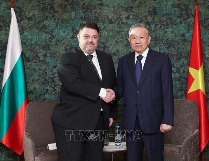 party chief hopes for stronger ties with bulgarian socialist party picture 1