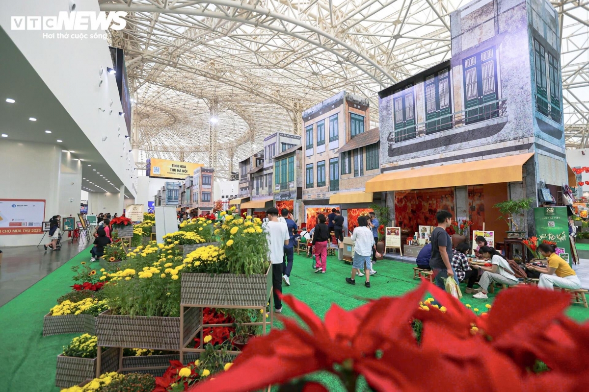 traditional crafts and cultural heritage showcased at hanoi autumn fair 2025 picture 2 traditional crafts and cultural heritage showcased at hanoi autumn fair 2025 picture 2