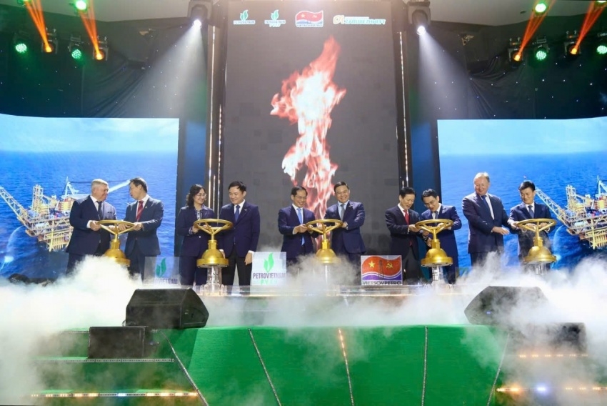 petrovietnam tam voc tu nhung du an, cong trinh quoc gia hinh anh 3