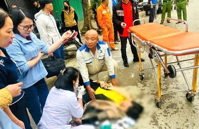 nu giam doc benh vien dung xe cuu nguoi bi nan tren duong o thanh hoa hinh anh 2