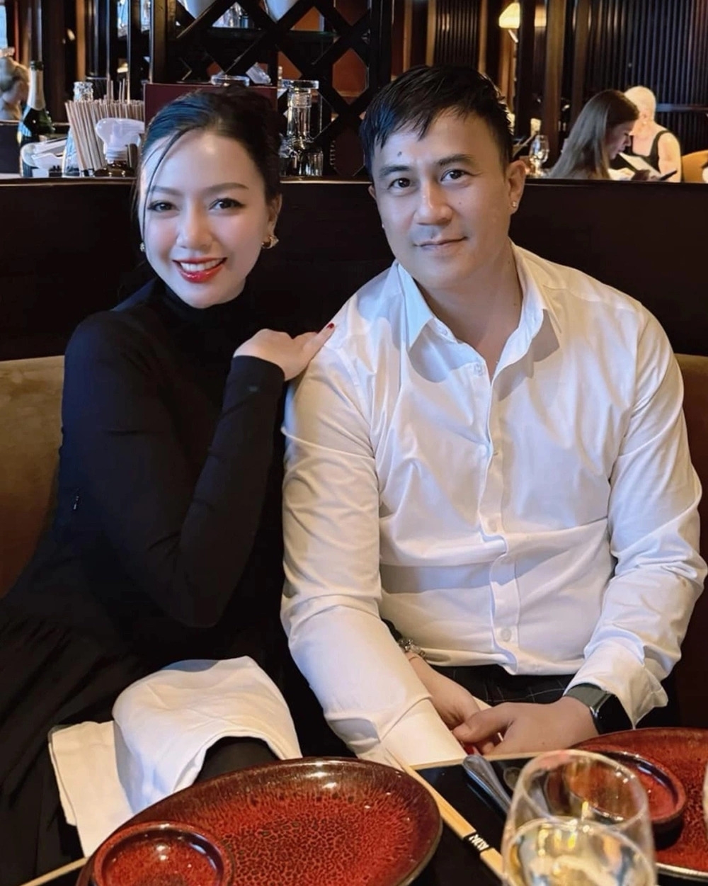 sao viet 16 10 ngoai hinh chong sap cuoi cua hoa hau Do thi ha hinh anh 3